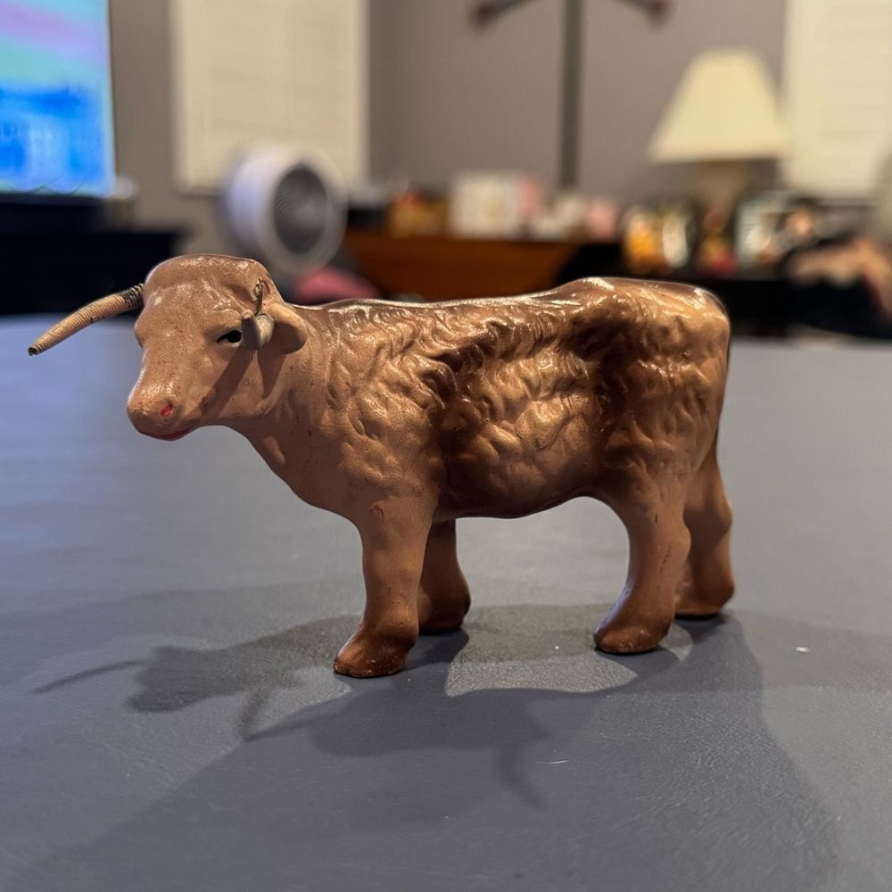 Made in Japan vintage chalk-ware cow